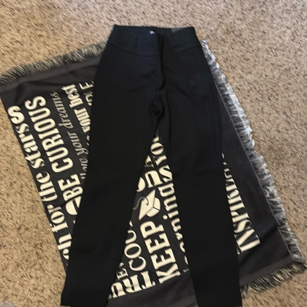 Express NWT Columnist XS Ankle High Rise knit pants